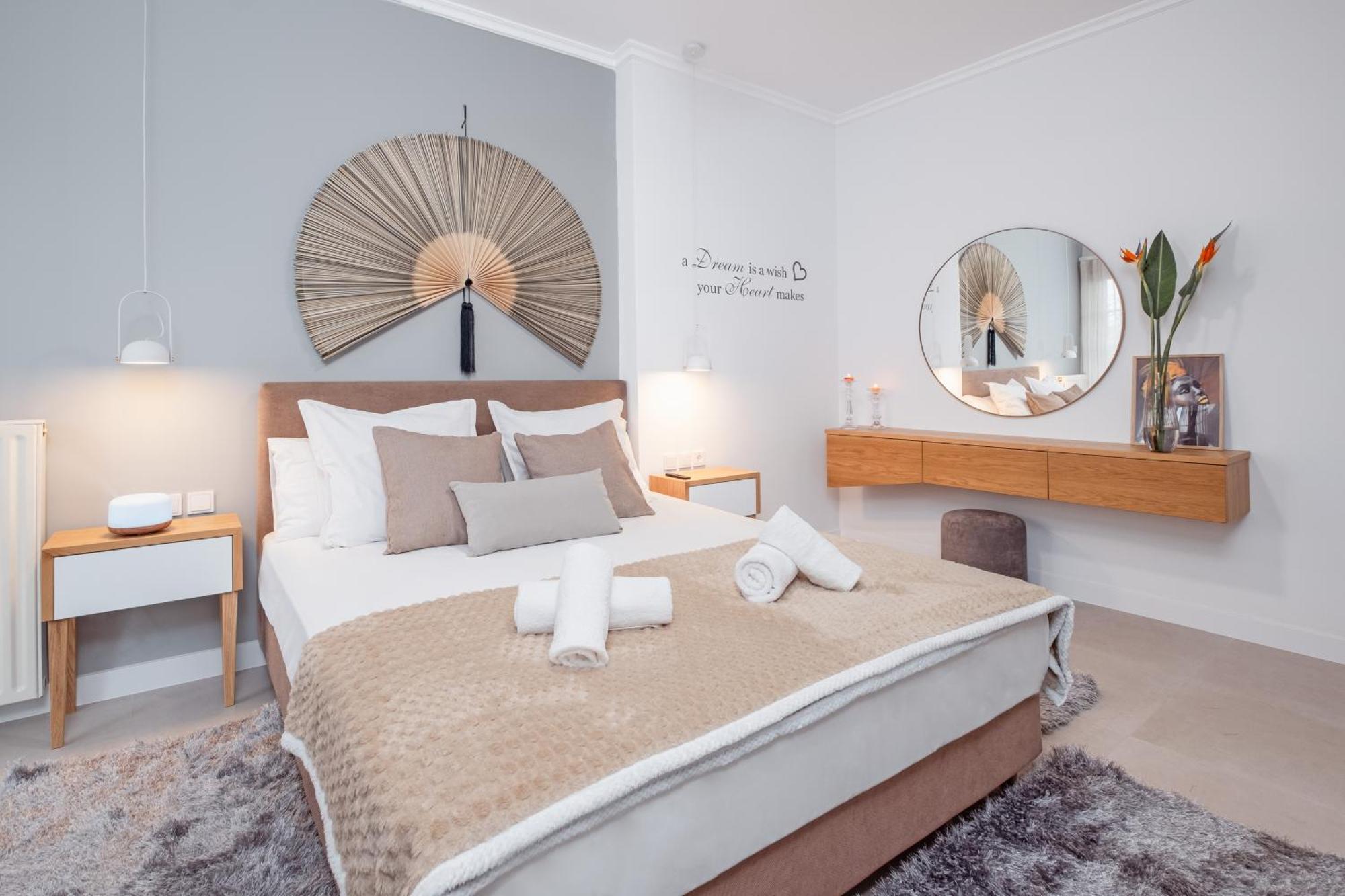 Singer Suites Kalamata - Luxury Suites エクステリア 写真