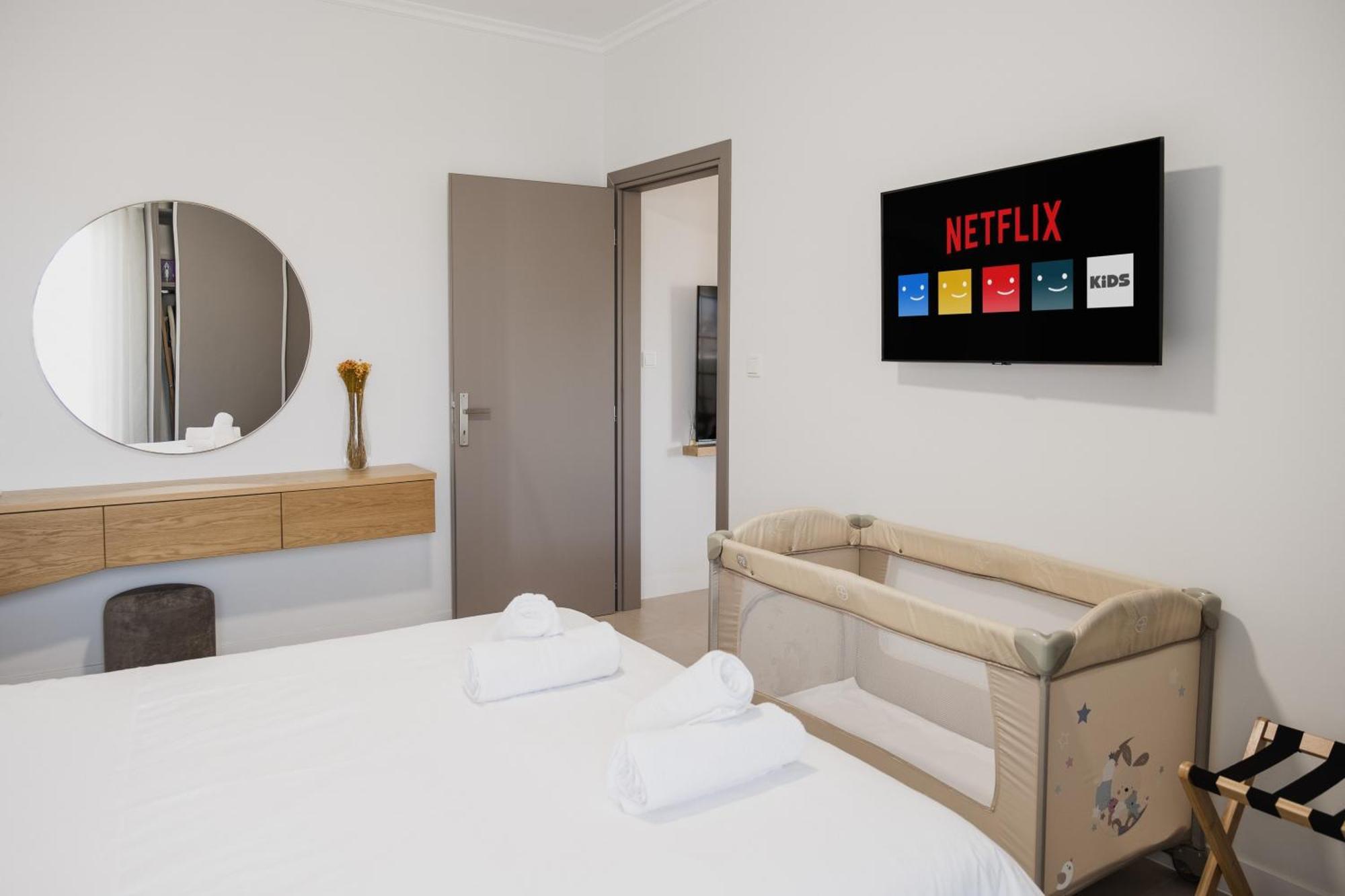 Singer Suites Kalamata - Luxury Suites エクステリア 写真